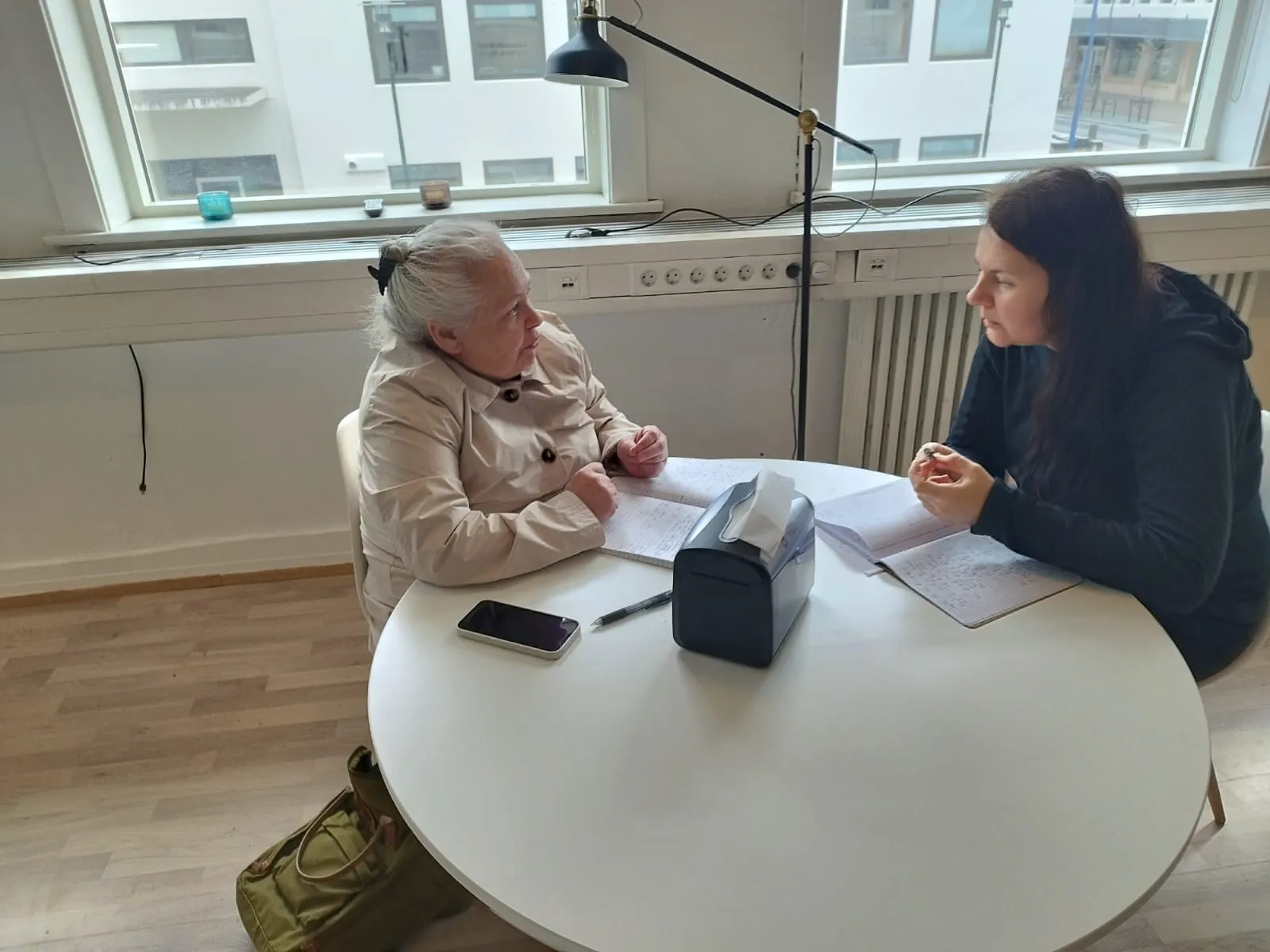 When Strangers Become Connected Through Poetry — photo 4