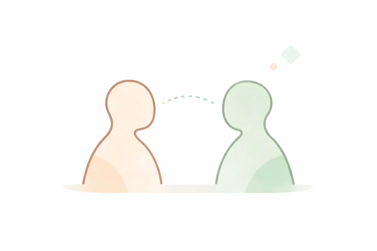 What is online peer support?